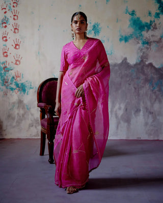 Fuchsia pink zari organza saree with blouse