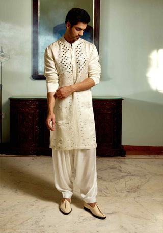 Daniyal ivory kurta and salwar