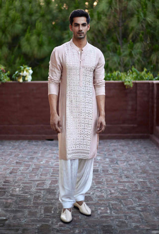 Sajid peach kurta and salwar