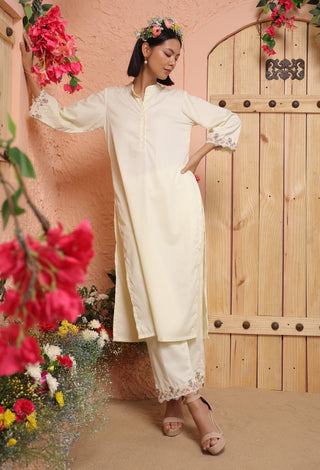 Lemon yellow straight kurta and pant