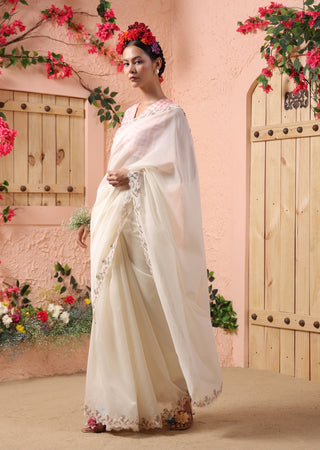 Ivory lace border saree and blouse