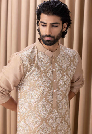 Aaryan beige kurta and pants