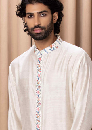 Lakeer ivory kurta and pant