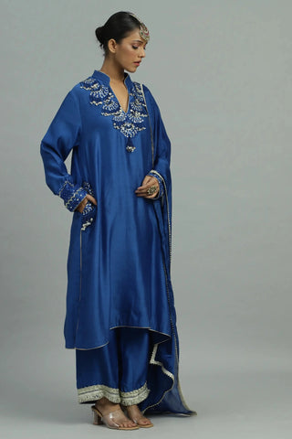 Blue kurta with straight pants & dupatta