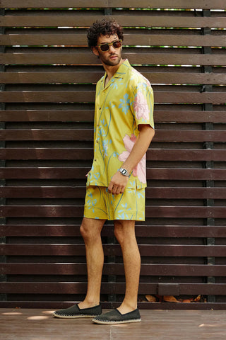 Yellow sundaze shirt with shorts