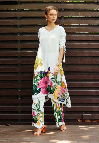 White flourish kurta with pant