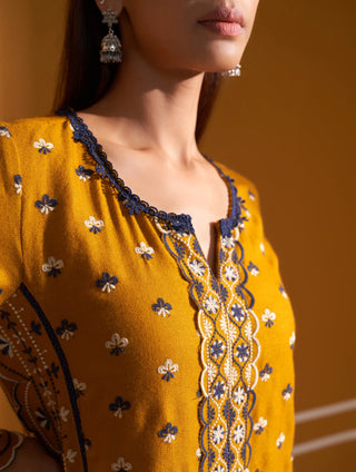 Yellow tate kurta set