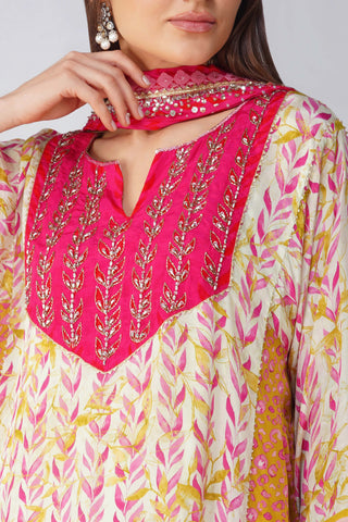 Pink leaf printed gharara set