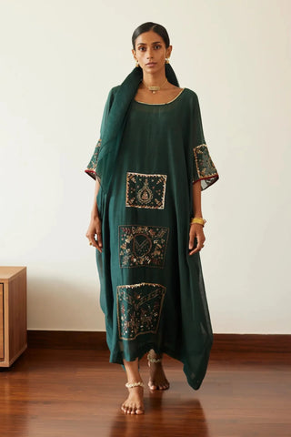 Green akaari kaftan