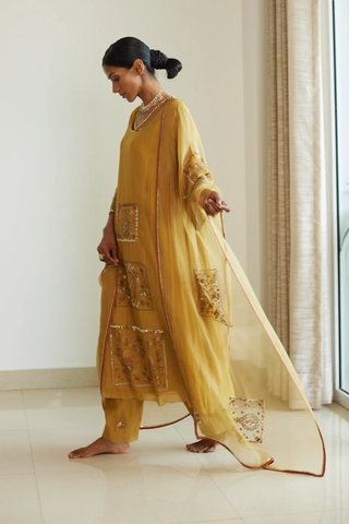 Yellow akaari kurta set