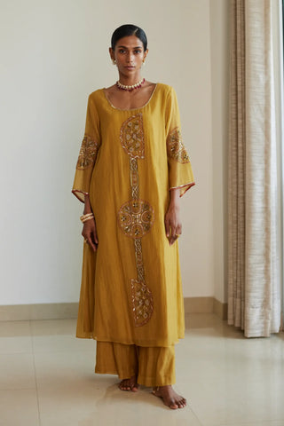 Yellow shashi kurta set