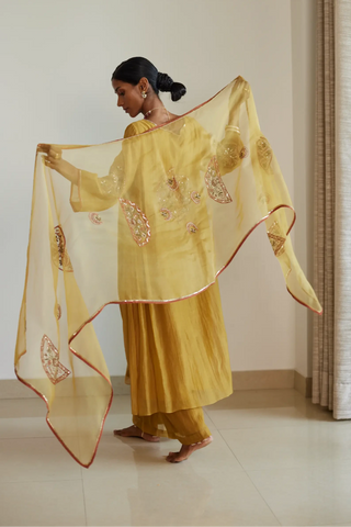 Yellow shashi kurta set