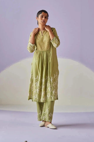 Green yoke kurta set