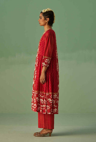 Red anti-fit kurta and trouser