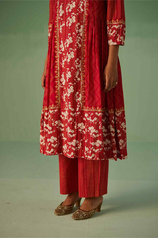 Red anti-fit kurta and trouser