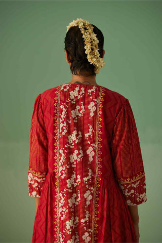 Red anti-fit kurta and trouser