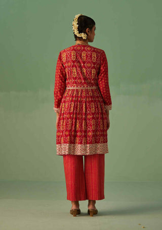 Red short kurta and trouser