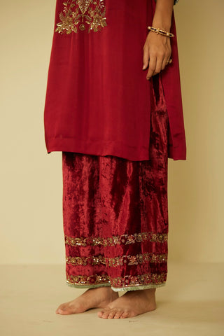 Red arya kurta set