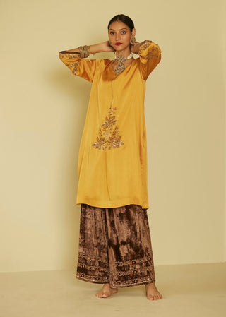 Yellow arya kurta set