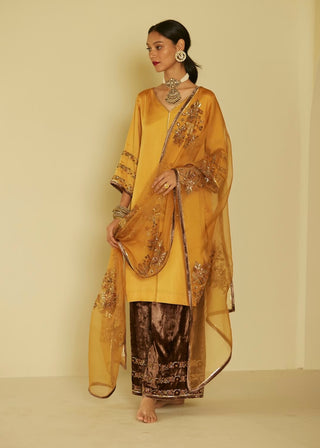 Yellow arya kurta set