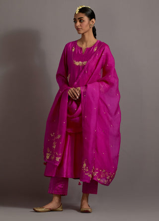 Fuchsia pink necklace guccha embroidered kurta set