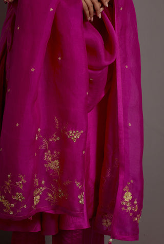 Fuchsia pink necklace guccha embroidered kurta set