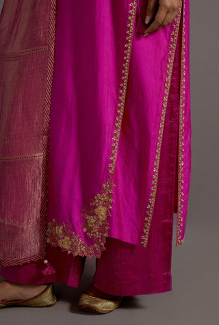 Fuchsia pink guccha embroidered straight angrakha set