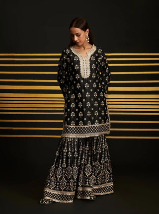 Mahiya black kurta and sharara set