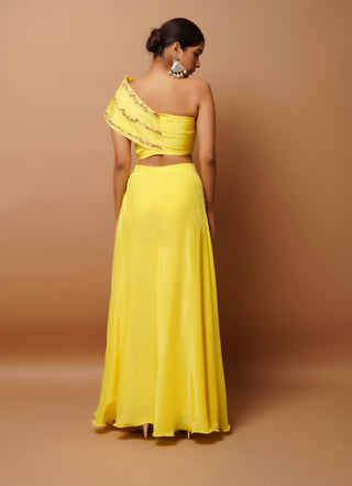 Bright yellow bustier and palazzo