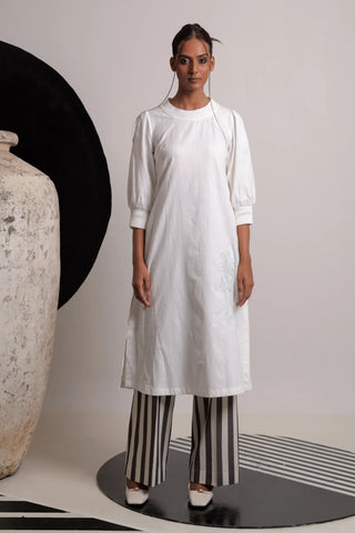 Ivory round neck long tunic with pants