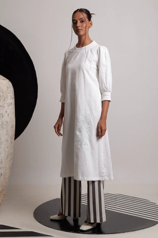 Ivory round neck long tunic with pants