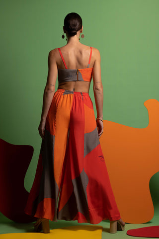 Multicolor bustier with wide legged pants