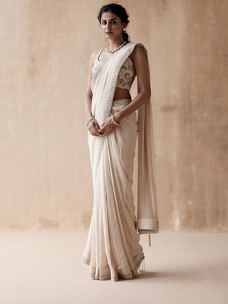 Ivory floral thread saree and blouse