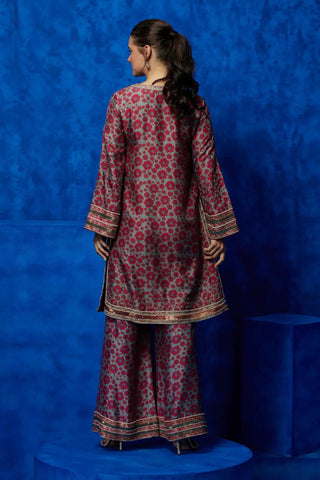 Gray printed tunic paired with wide-leg pants and dupatta