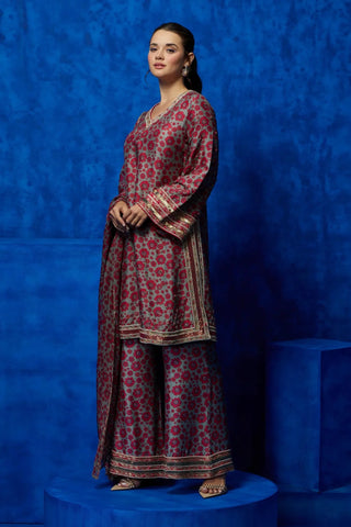 Gray printed tunic paired with wide-leg pants and dupatta