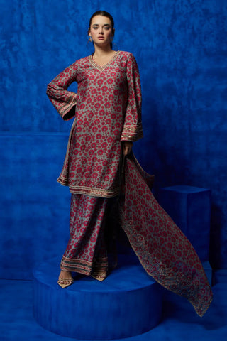 Gray printed tunic paired with wide-leg pants and dupatta