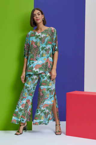 Printed boxy top with slitted pants