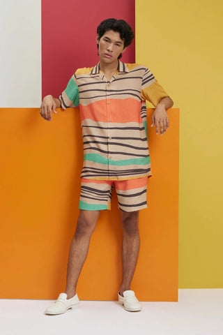 Multicolor printed shirt with shorts