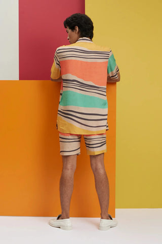 Multicolor printed shirt with shorts