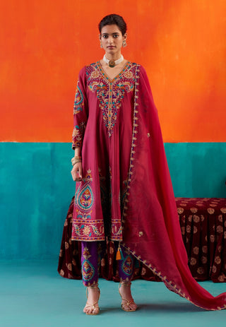 Maroon thread embroidery kurta set