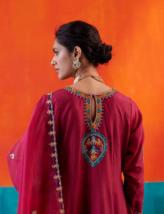 Maroon thread embroidery kurta set