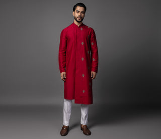 Red vermelion threads kurta set