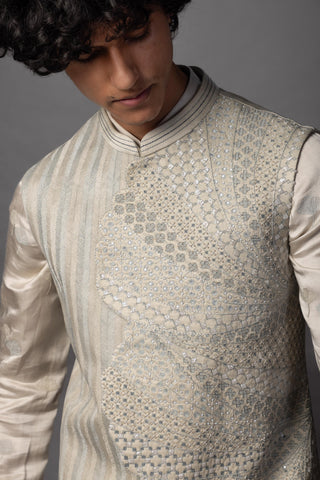 Gray kasuti cutwork floral nehru jacket with kurta and pajama