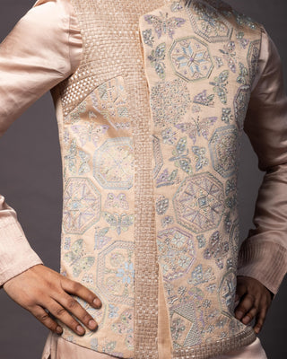 Pink kasuti geomteric butterfly nehru jacket with kurta and pajama