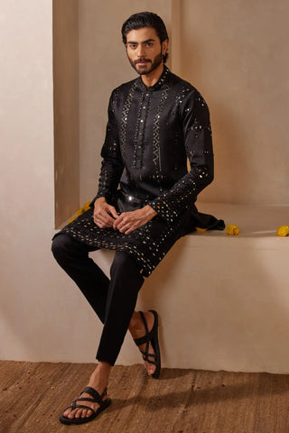 Black kurta set