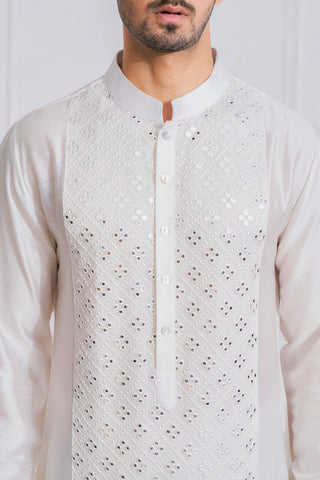 White sadiqabad kurta set