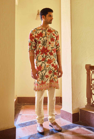 Akbari cream kurta and churidaar