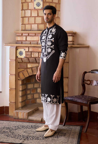 Juna mahal black kurta and churidaar