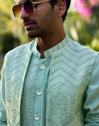 Fateh mint green bandi set