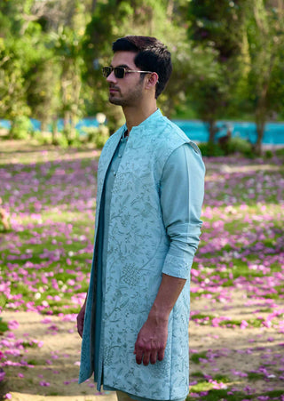 Akbari  powder blue bandi set